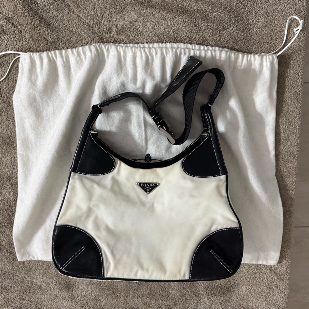 Prada Cream and Black Shoulder Bag - Picture 5 of 14